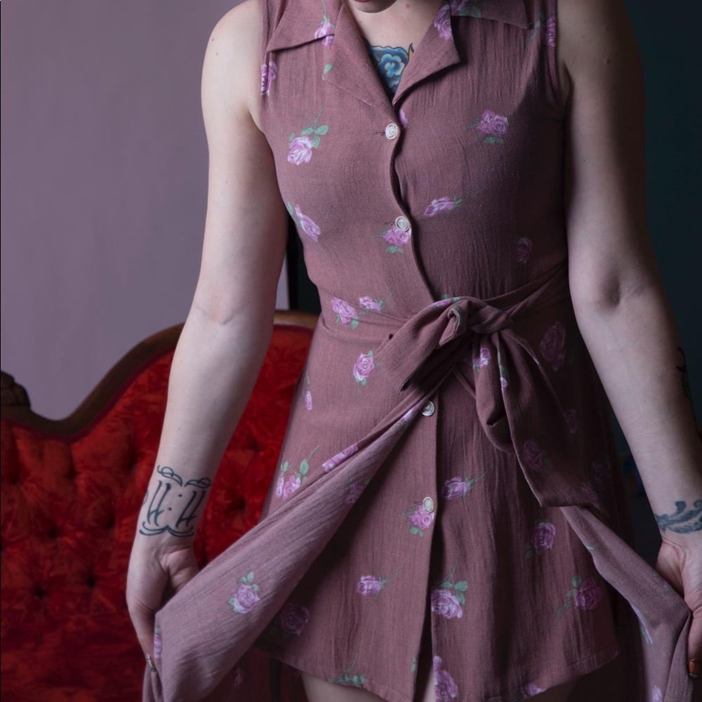 🌷Vintage rose button-up dress🌷